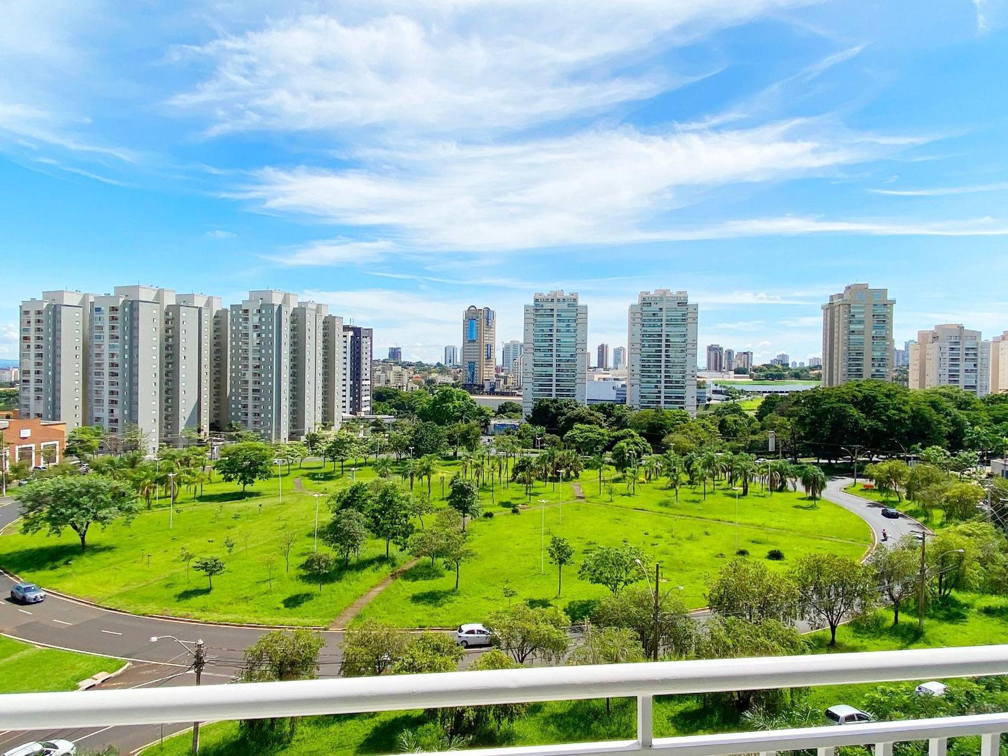 Apto novo, bem localizado e mobiliado Ribeirão Preto Exterior foto